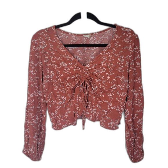 Blush BJ Floral Crop Top - Picture 1 of 5